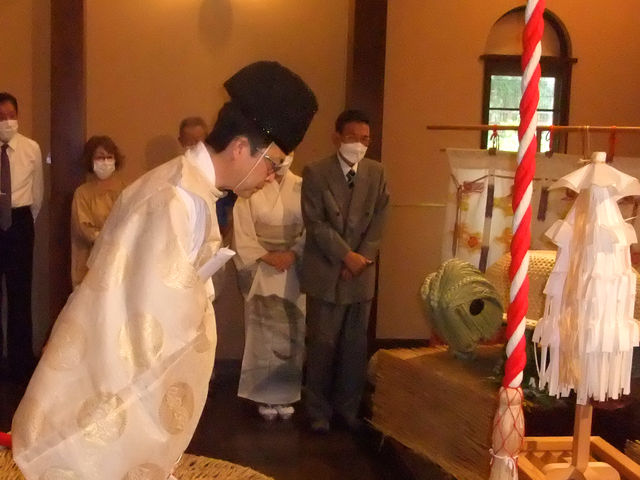 神主によるお祓いも事前予約にてお承りしております。_ぴんころ神社