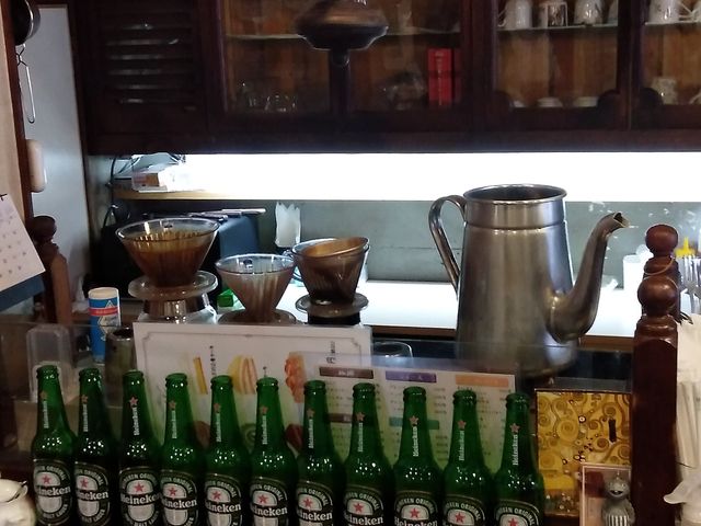 カウンター席_ポプラコーヒーショップ