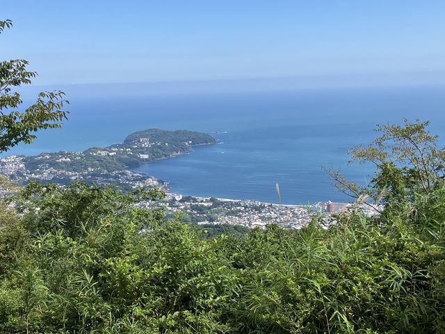 真鶴半島が綺麗に眺められるスポットです_城山公園ピクニックグラウンド