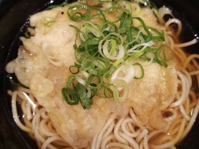 姫路市民のソウルフード 天ぷら駅そば
朝食として食べました_まねきダイニング