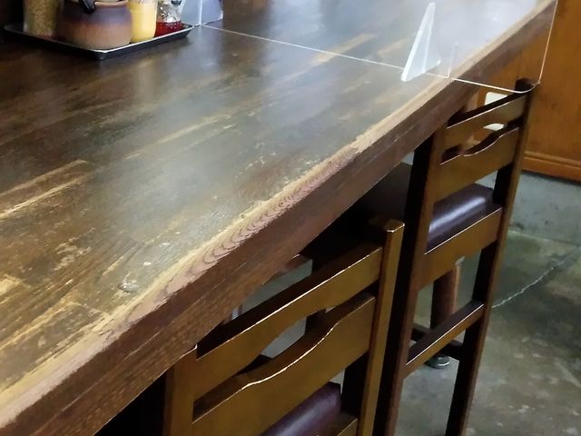 カウンター席_横浜屋 千代田