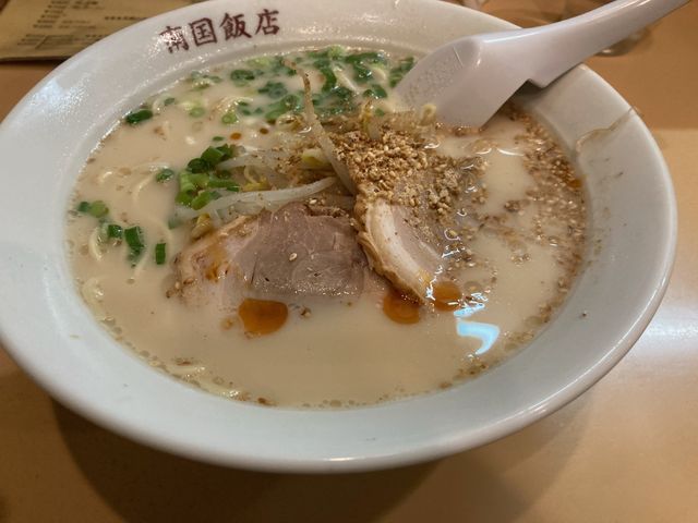 ラーメン_十五万石日出店