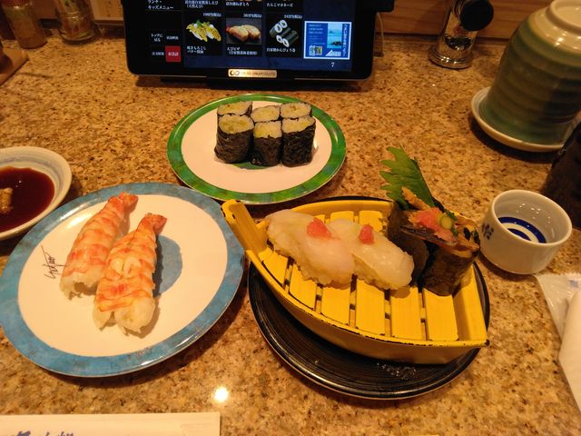おいしかったことはおいしかったです。_回転鮨 清次郎 フェザン店