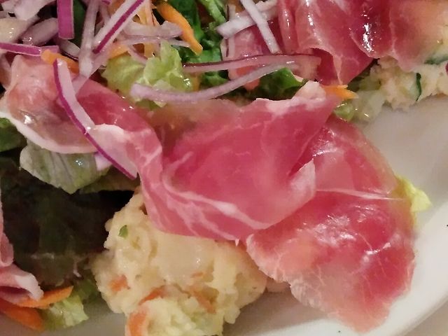 サラダ_洋食家ロンシャン本店