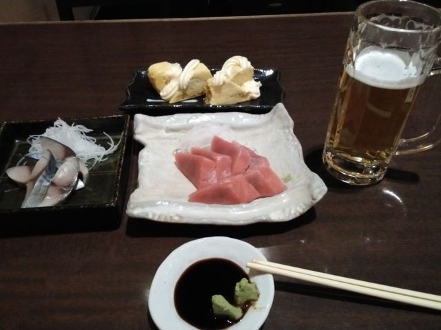 とろけるマグロの刺身。_きくよ食堂 ベイエリア店