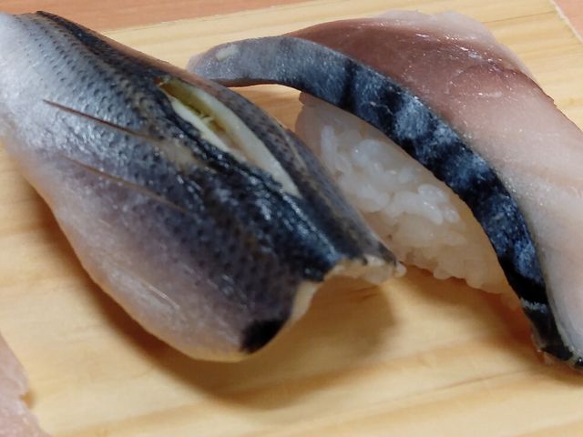 〆さば&こはだ_魚がし鮨流れ鮨藤枝店