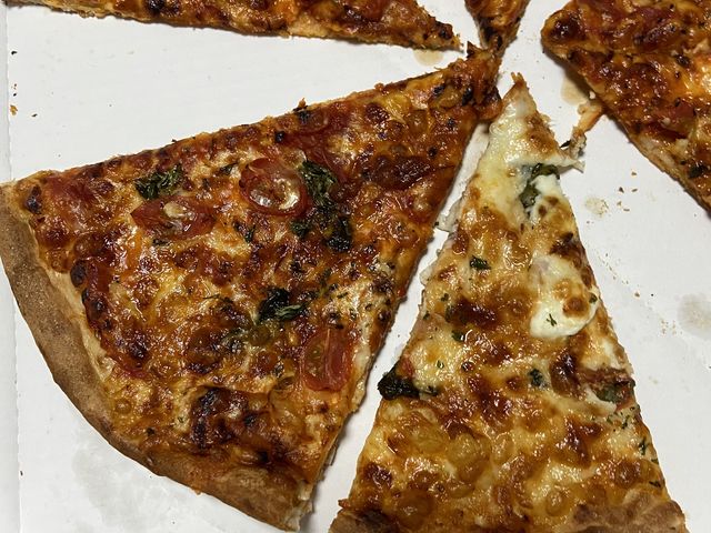 届いたのはこれ(2枚外してあります)_ピザーラ清水店
