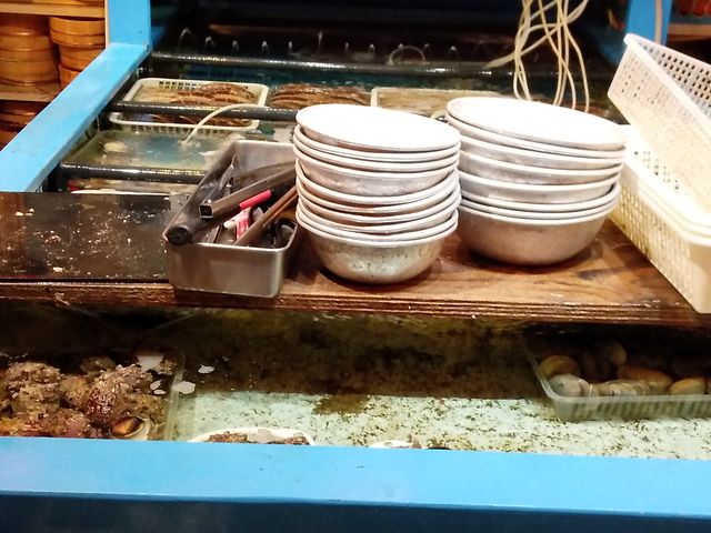 生け簀_磯丸水産 名駅3丁目店 海鮮 居酒屋