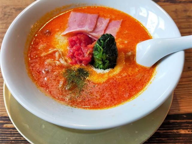 とまとラーメン_ジャンジャン軒