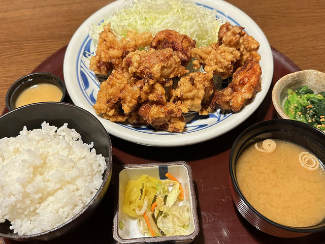 デカ盛り鶏の唐揚げ定食_海山亭いっちょう 佐久店