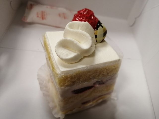 はちみつショート_QBG ル パティシエ タカギ