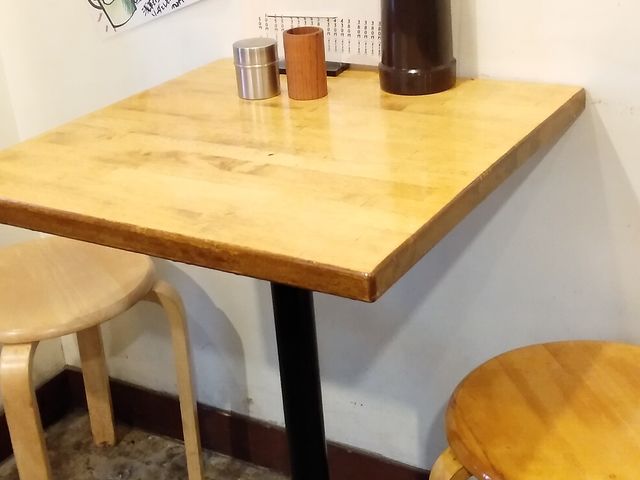 テーブル席_かぶら屋 静岡紺屋町店