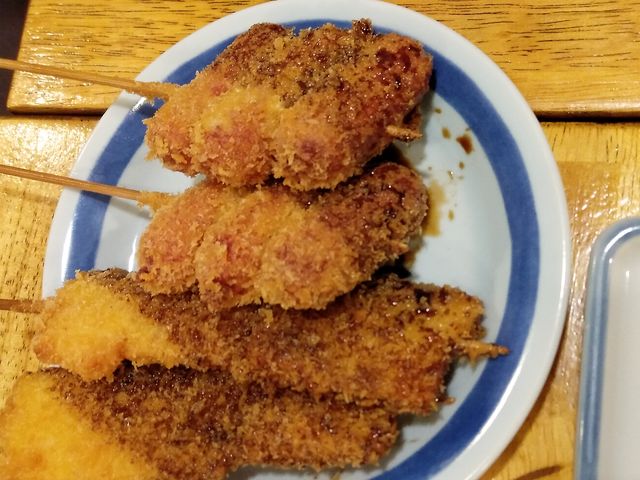 赤ウインナーフライ・@130円/イカフライ・@150円_かぶら屋 静岡紺屋町店