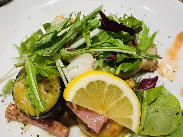 生ホタテとエリンギのバター焼き
ワインに合います♪_活魚創作料理 かず