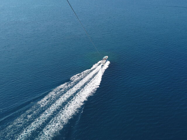 空からの景色最高です!_宮古島パラセーリング all good marine 385
