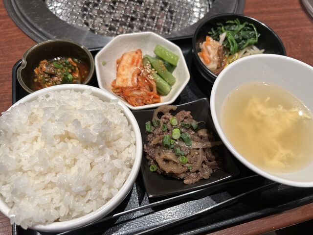 ごはんの様子は写真でも分かります。_焼肉トラジ イオンモール幕張新都心店