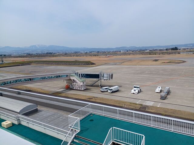 静かな空港_富山きときと空港