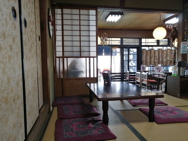 店内_富岡屋