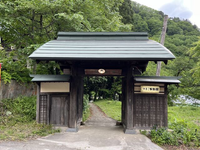 良い雰囲気の門構え_中屋別館不動閣