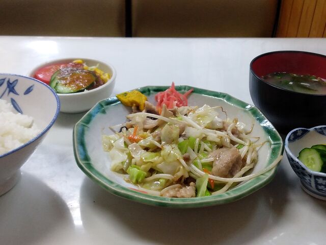 野菜炒め定食_ファミリー食堂さいとう