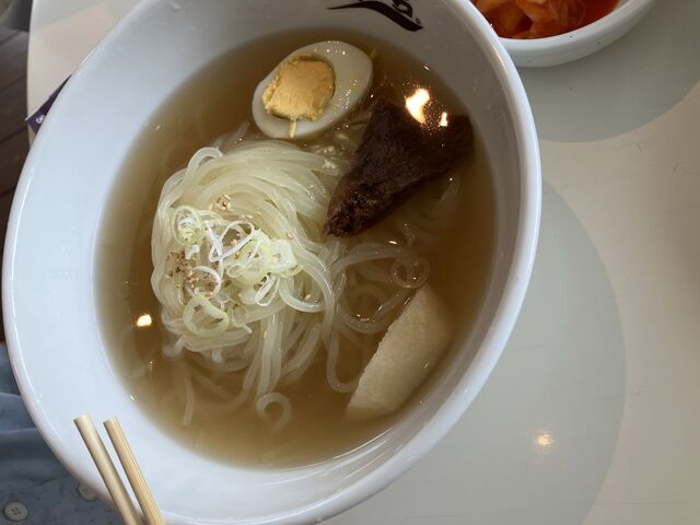 きゅうりと辛味は別盛りしていたため、写真には載っていません。_ぴょんぴょん舎冷麺工房