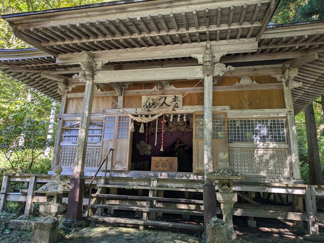 千人堂は幻想的_最上川舟下り義経ロマン観光