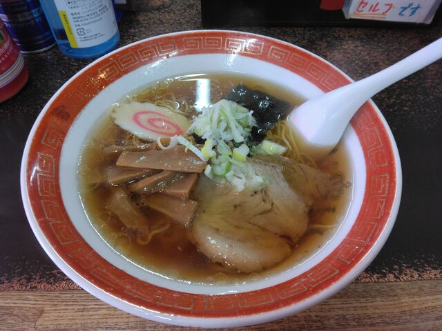 「東京ラーメン」にチャーシューを一枚トッピングしました。Very Good です。_ラーメンの王様 本店