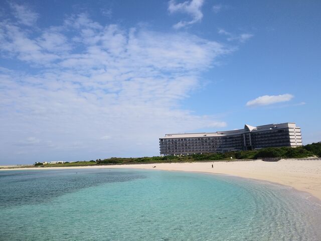 波が穏やかなトゥリバービーチ_宮古島