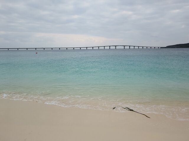 来間大橋の見える前浜ビーチ。_宮古島