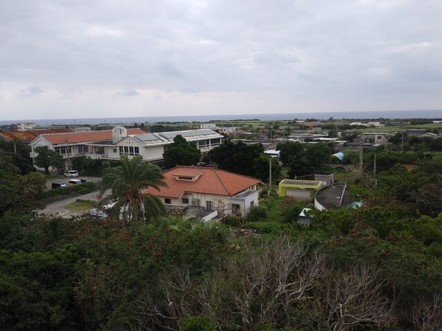 すぐに一周できる小さな島です。_来間島