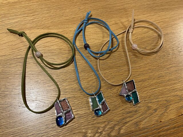 初めてのステンドグラスアクセサリー_鎌倉ステンドグラス