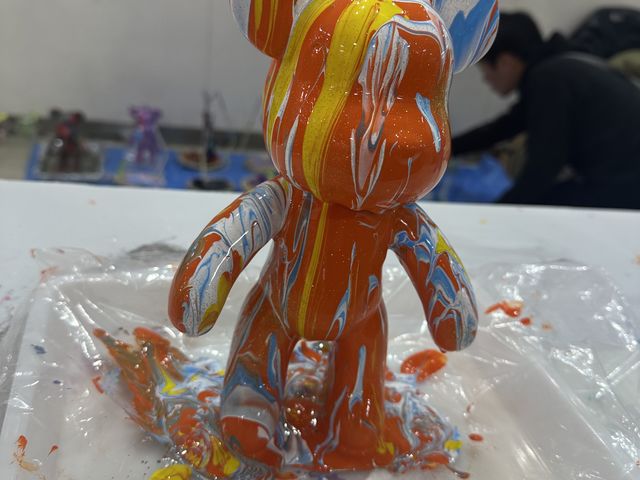 オレンジベースにしたかったが単色だとインクが固く広がらなかった_STAR ART