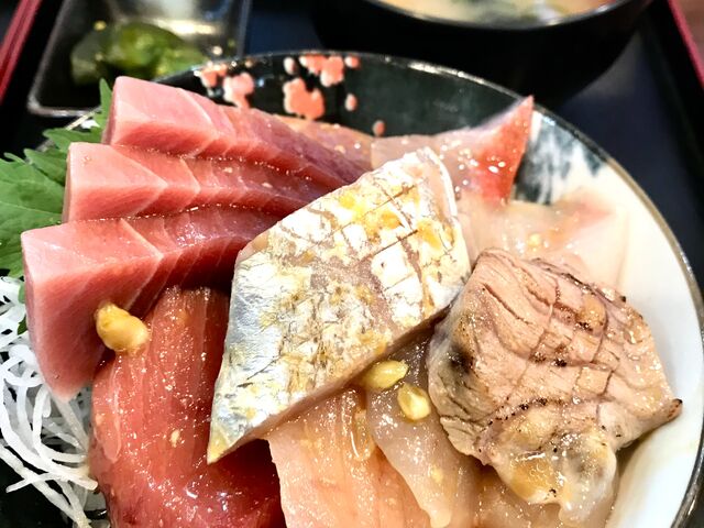 三崎浜丼_いちごいちえ