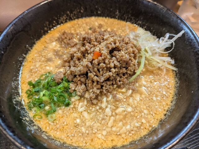 豆でっぽうのまろやか担々麺_豆でっぽう