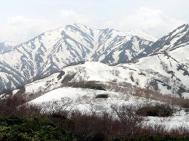 朝日連峰の写真1
