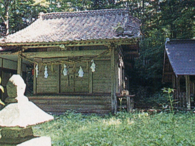 曽慶熊野神社の写真1