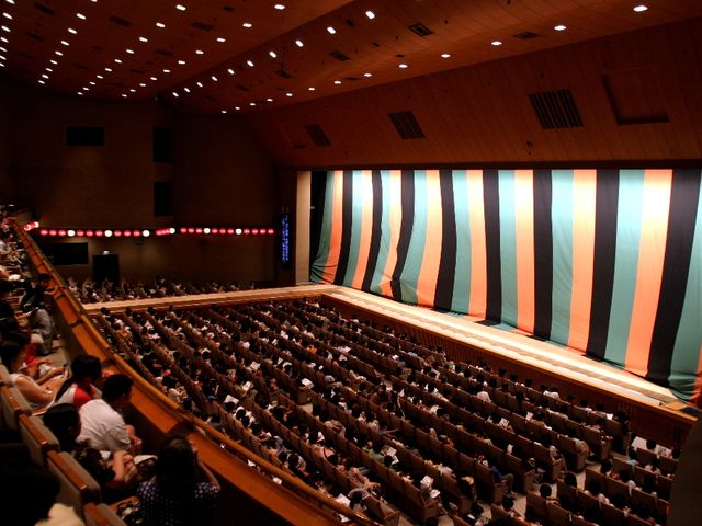 国立劇場 大劇場客席_国立劇場