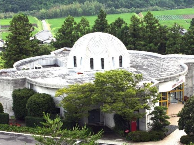 高畠華宵大正ロマン館の写真1