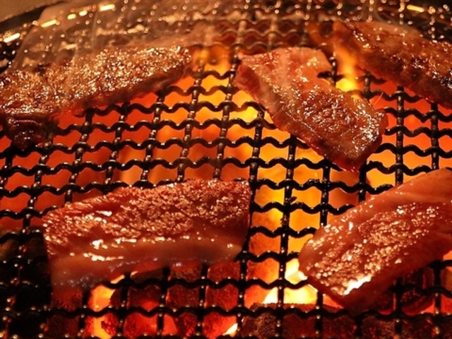 牛藩 鴨部店の写真1