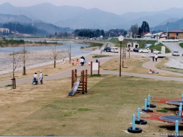 アユパーク舟形(河川公園)の写真1