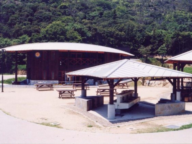 市ノ池公園キャンプ場バーベキューサイト