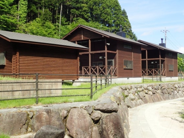 コテージ_じゃぶち森のビレッジ キャンプ場