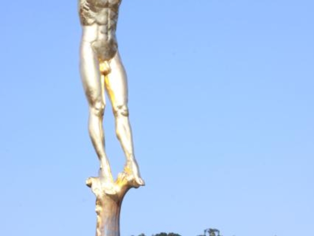 彫刻群の写真1
