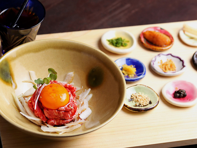 京焼肉 新 先斗町の写真1