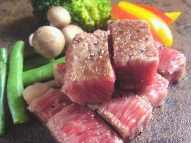 ステーキハウス 村岡の写真1