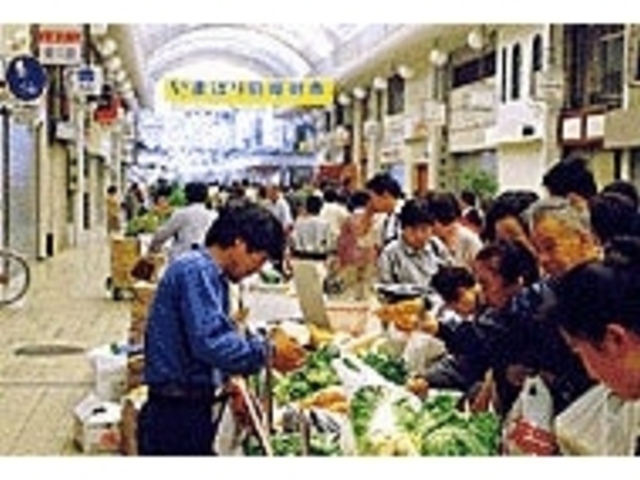 いまばり日曜朝市の写真1