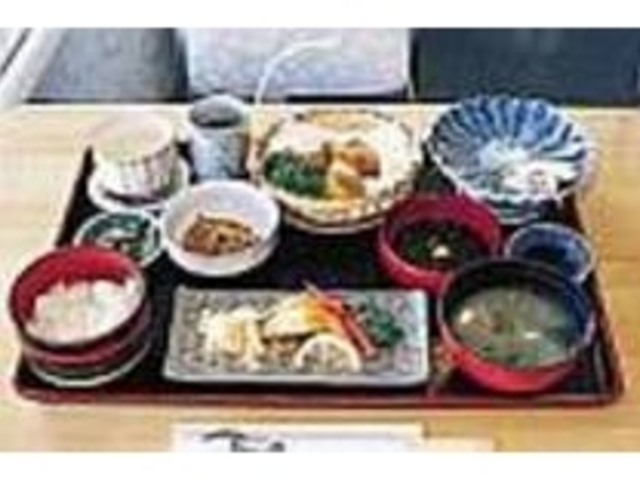 ふく刺、ふく南蛮、唐揚げ・・・ふく三昧を_ふくの関