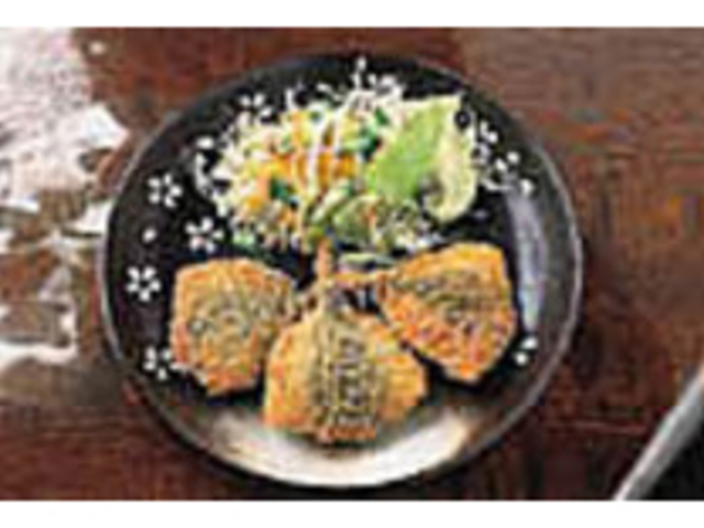 アツアツのアジフライはビール片手に!_とうみ食堂