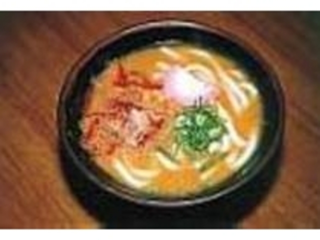ややとろみがかったスープはコクが効いてる_まつや食堂