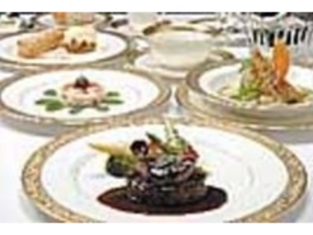季節感ある料理にソムリエが選んだワインを_オーベックファン神戸